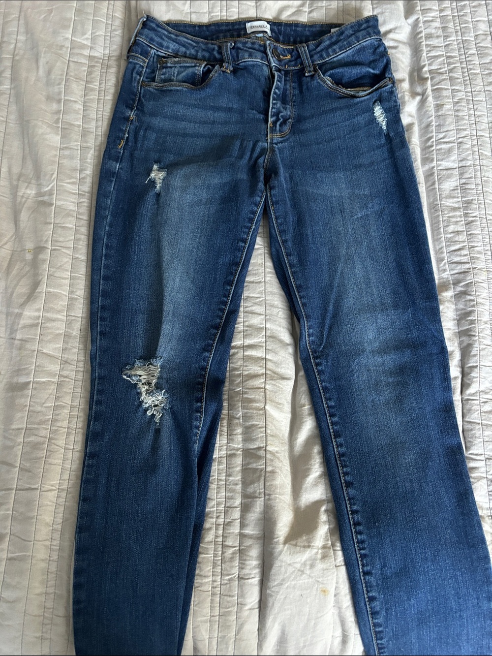 Women's Skinny Distressed Mid-Dark Blue Jeans